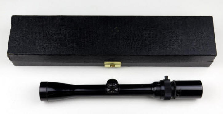 Realist 4x Rangefinder Rifle Scope model 5847 out of case