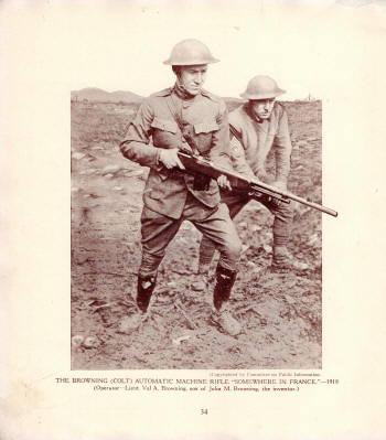 WW1 solders with BAR rifle