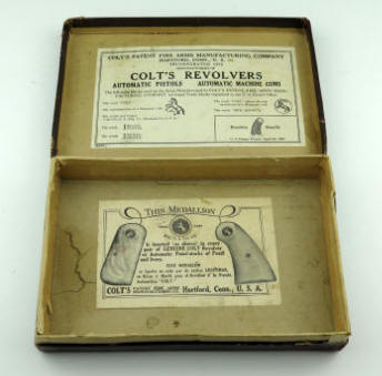 Colt M1903 .32 Rimless-Smokeless, Type III, (1919) box interior
